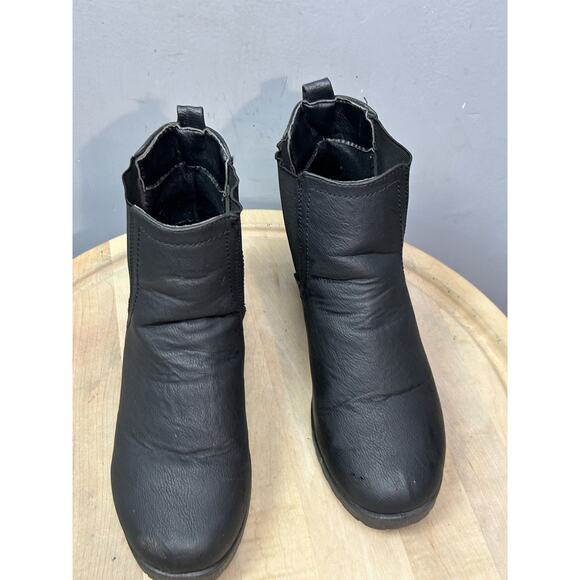 Krush Boots Womens Size 8 Black Faux‎ Leather Chelsea Block Heel Round Toe Ankle - Picture 2 of 10